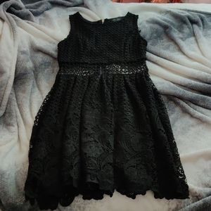 Romeo and Juliet Contour black dress